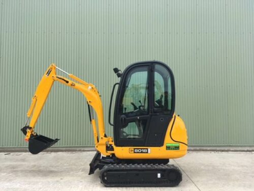 mini pelle JCB 8018 - Ateliers Caugant